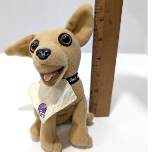 Vtg Taco Bell Talking " You're Getting Hungry" Chihuahua Plush Toy with Napkin - Picture 8 of 8